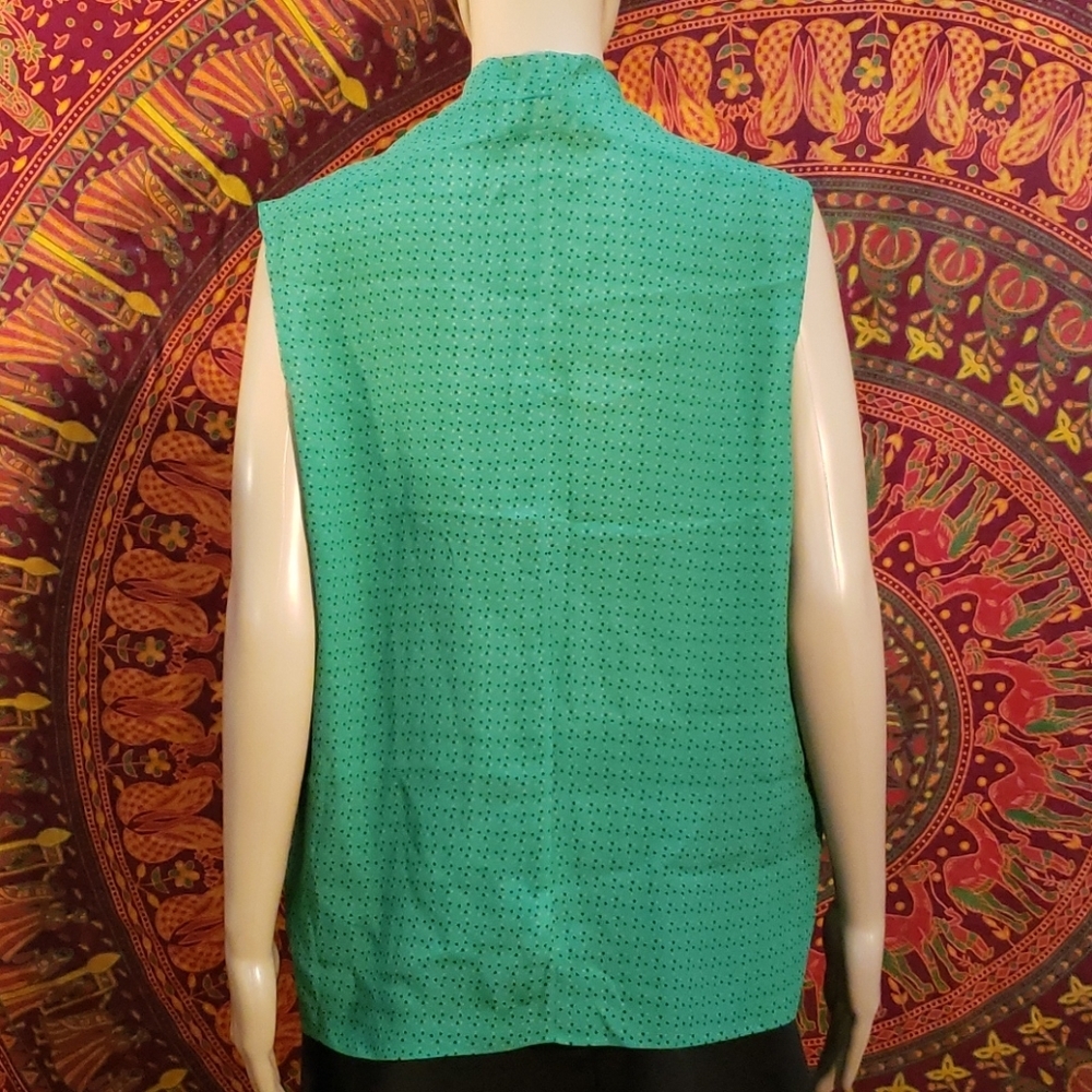 Cabi sleeveless silk heart blouse size medium - Picture 5 of 8